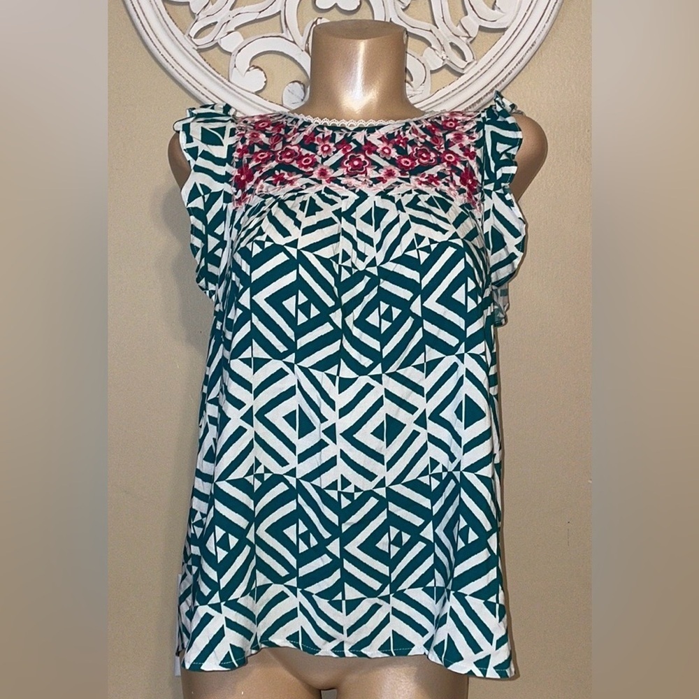 Savanna Jane womens blouse medium embroiderer lace teal white pink ruffle sleeve